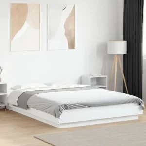 Bed met RGB LED-verlichting en bewerkt hout voor een stabiele nachtrust